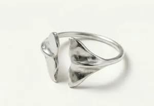 Sterling Silver Small Whale Tail Ring
