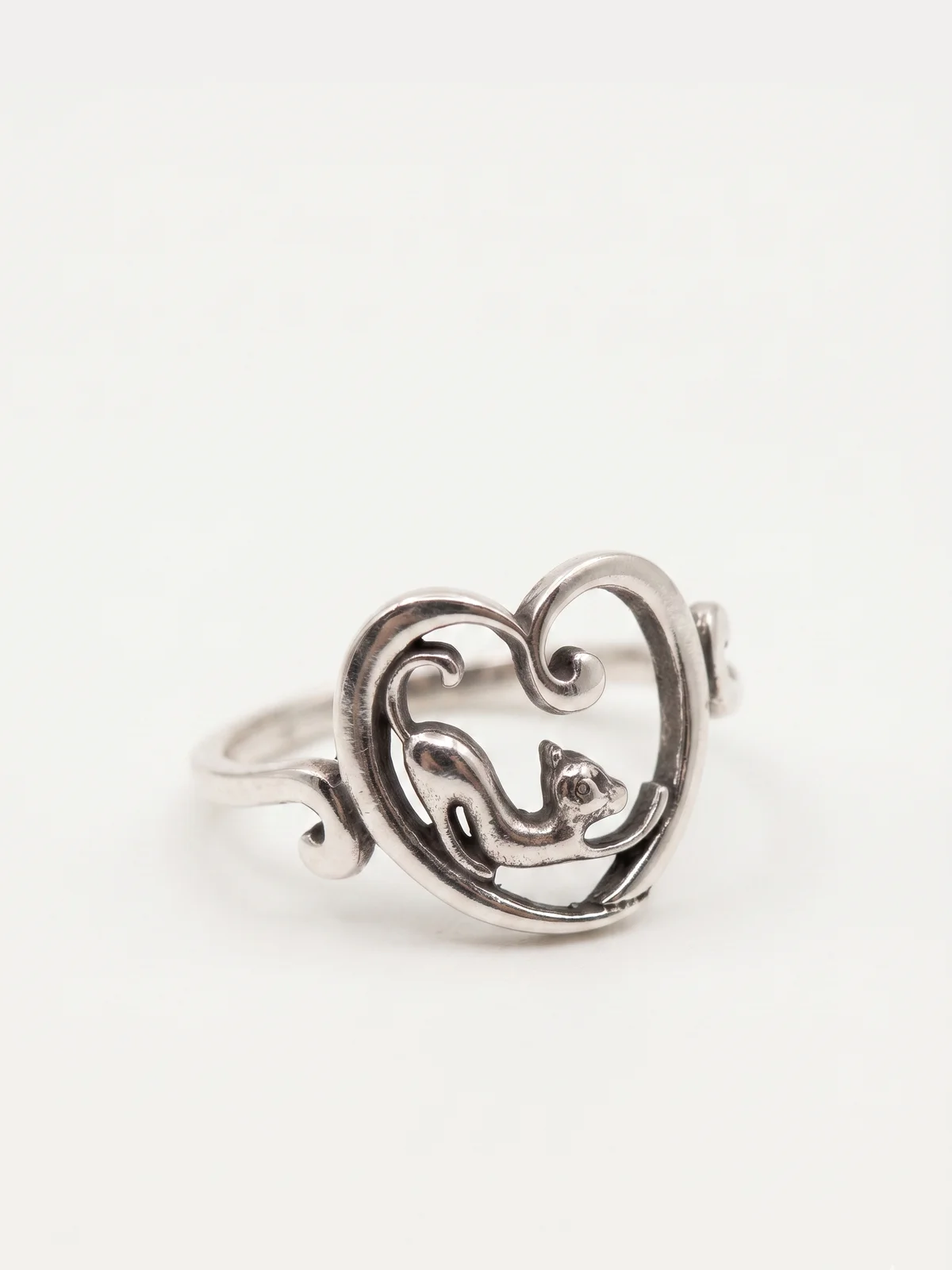 Silver Heart Cat Ring