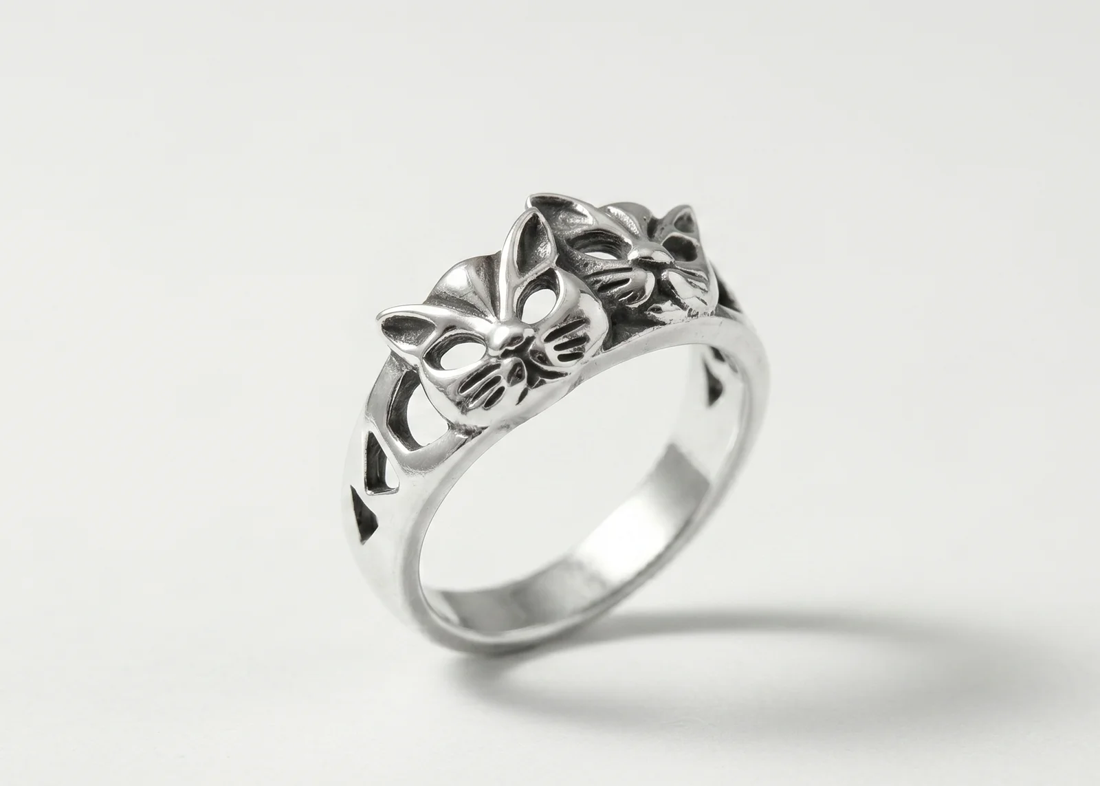 Vintage Silver Two Cat Face Ring